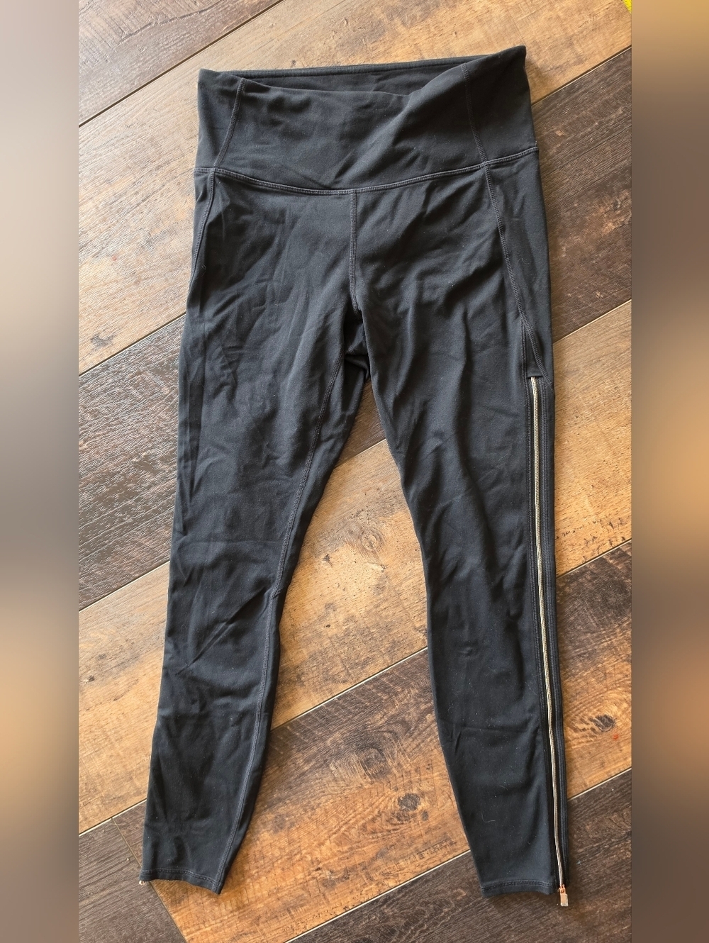 Athleta Black 7/8 Leggings Side Zippers Ankle Length Medium